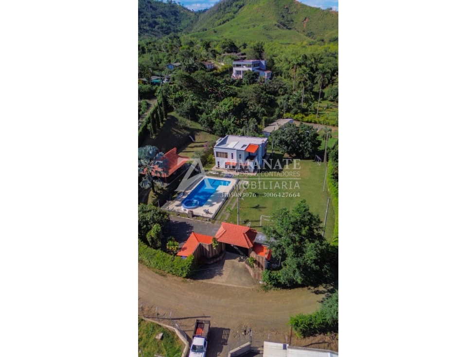 FINCA EN RENTA COMBIA