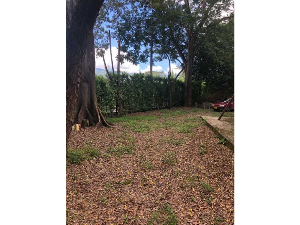 Lote entre San Jerónimo y Santa fe en venta. — foto 4