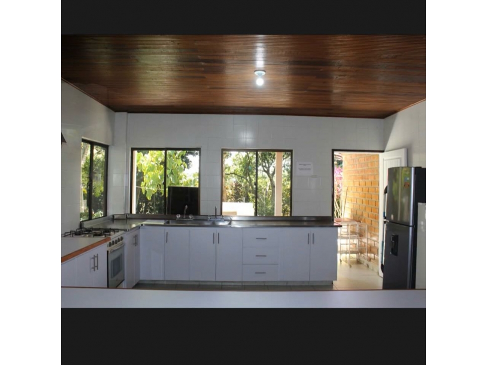 VENDO HERMOSA FINCA EN SAN JERONIMO TIPO HOSTERIA PERMUTA — foto 3
