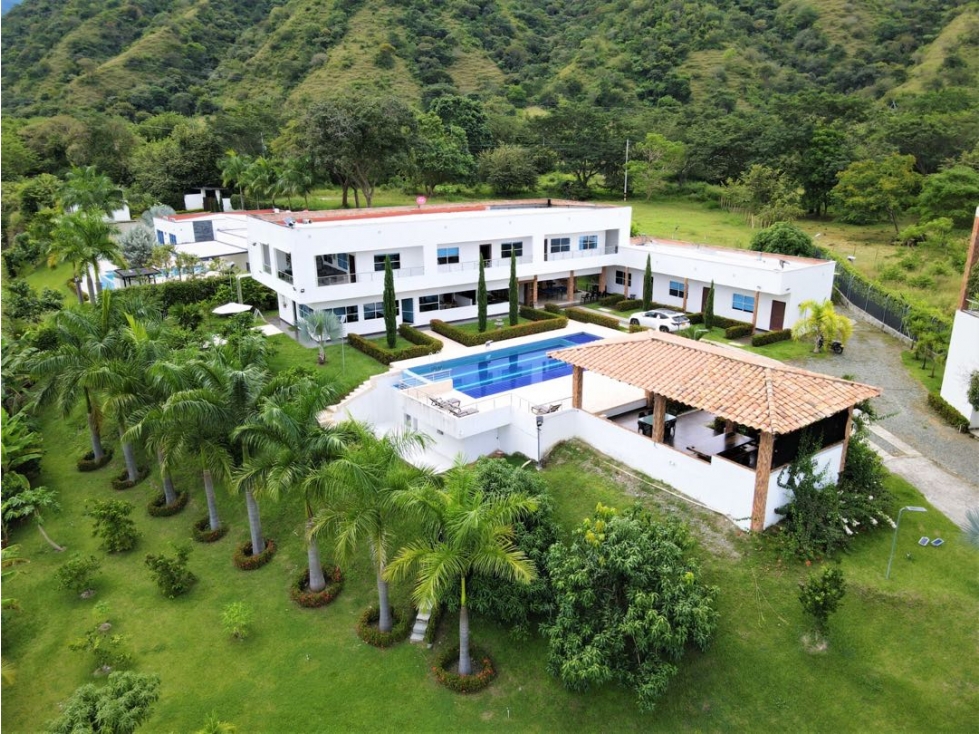 Finca para la Venta en Santafé de Antioquia - 1