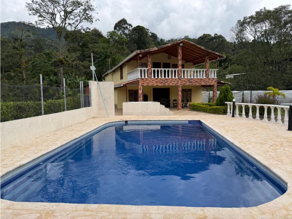 Casa en Venta en Andes Vía Jardín