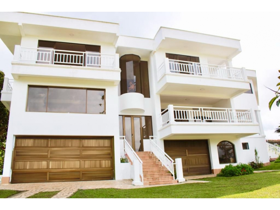 Finca en venta en condominio campestre - Lago Calima El Darién Valle - 3