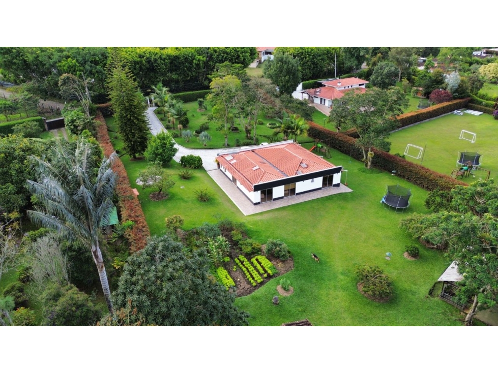 Finca en venta en La Ceja parcelacion abierta casa 1 solo nivel lote p