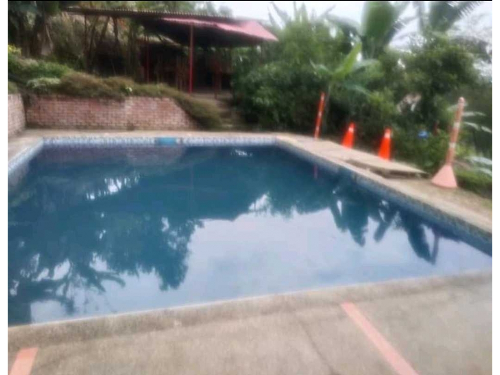 CASA QUINTA EN VENTA LA VEGA- AMOBLADA CON PISCINA. — foto 2