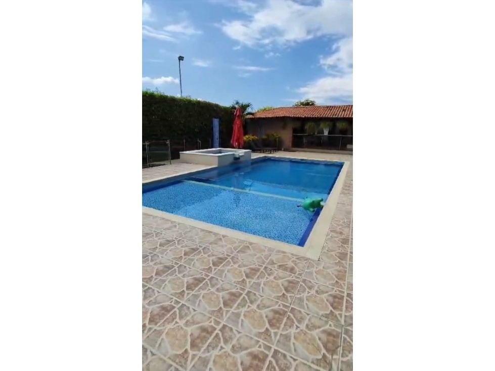 Finca en venta / permuta en parcelación - Santa Elena El Cerrito Valle - 1