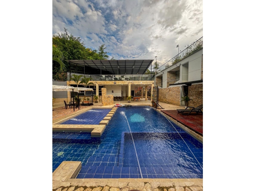 FINCA EN VENTA ESPECTACULAR EN SOPETRAN CAMPESTRE!!!