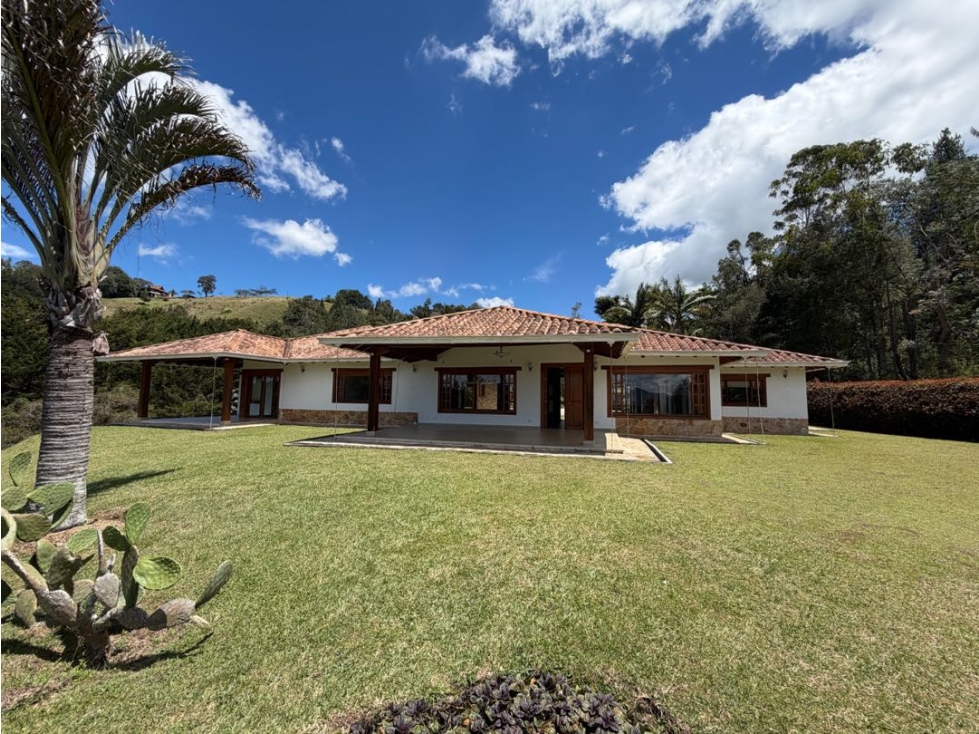 FINCA EN VENTA UBICADA SECTOR BUEN GENIO EN LLANOGRANDE