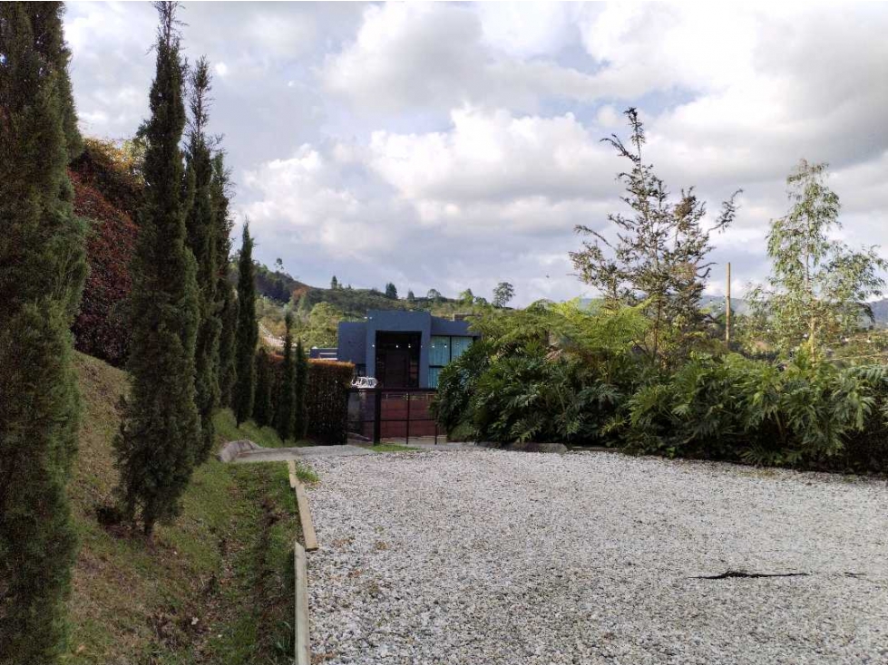 Finca en Arriendo vía Guarne Aeropuerto Vereda San José - 3