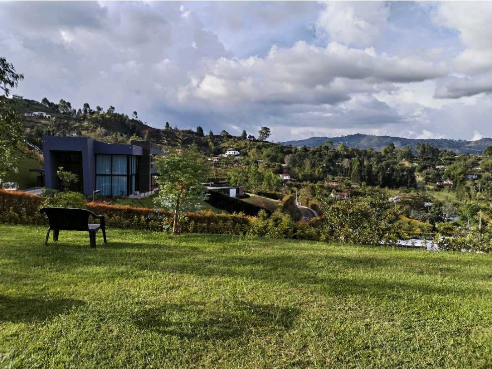 Finca en Arriendo vía Guarne Aeropuerto Vereda San José - 4