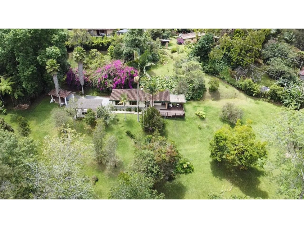 FINCA EN /RENTA EN EL RETIRO SECTOR LA MARÍA UNIDAD CERRADA
