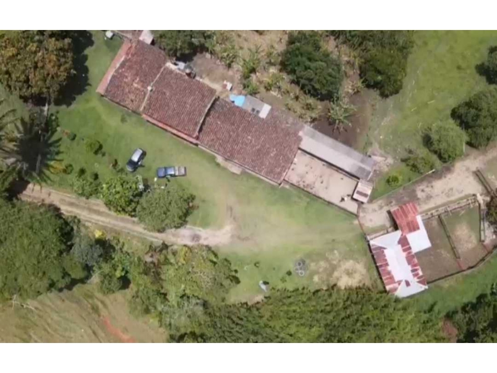 Finca ganadera para la venta de 480 cuadras excelentes aguas - 6