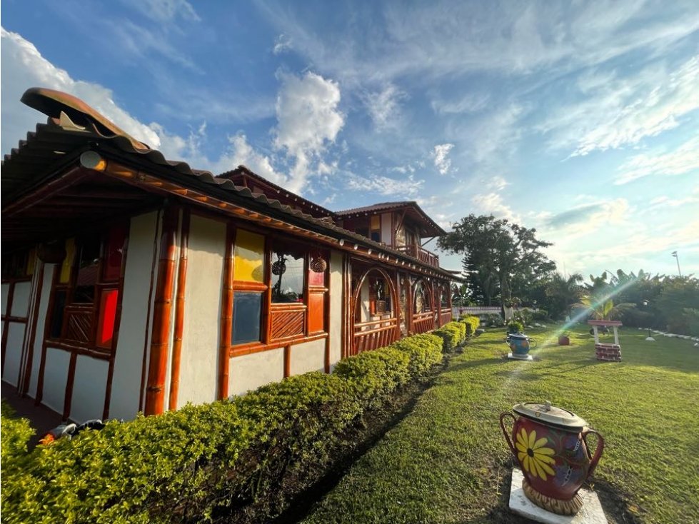 FINCA HOTEL TURÍSTICA EN RENTA ENTRE FILANDIA Y QUIMBAYA - 2