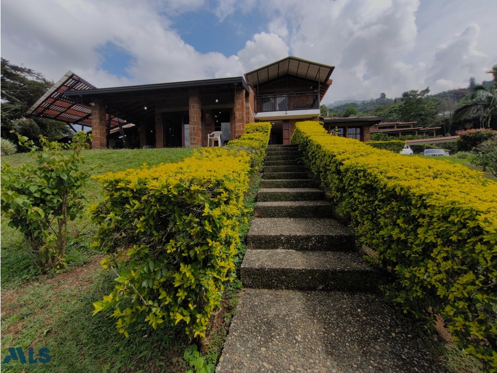 FINCA IDEAL PARA DESCANSO O INVERSION(MLS#250491) - 2