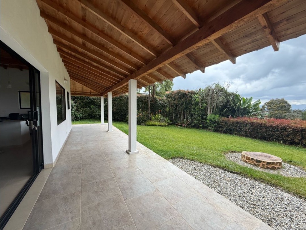 Finca independiente Carmen de Viboral vía el canada — foto 3