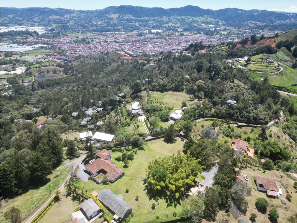 Finca independiente con citofonia virtual - 2