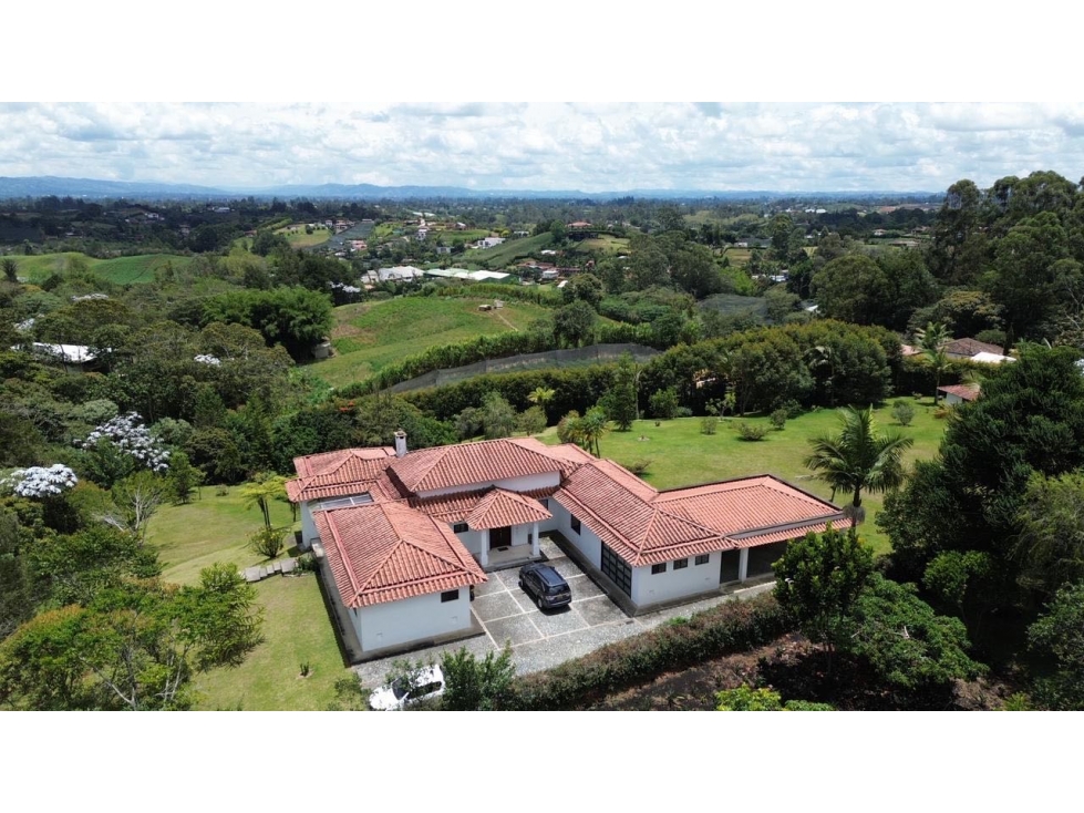 FINCA INDEPENDIENTE EN VENTA EL CERRO, SECTOR EL CANADA