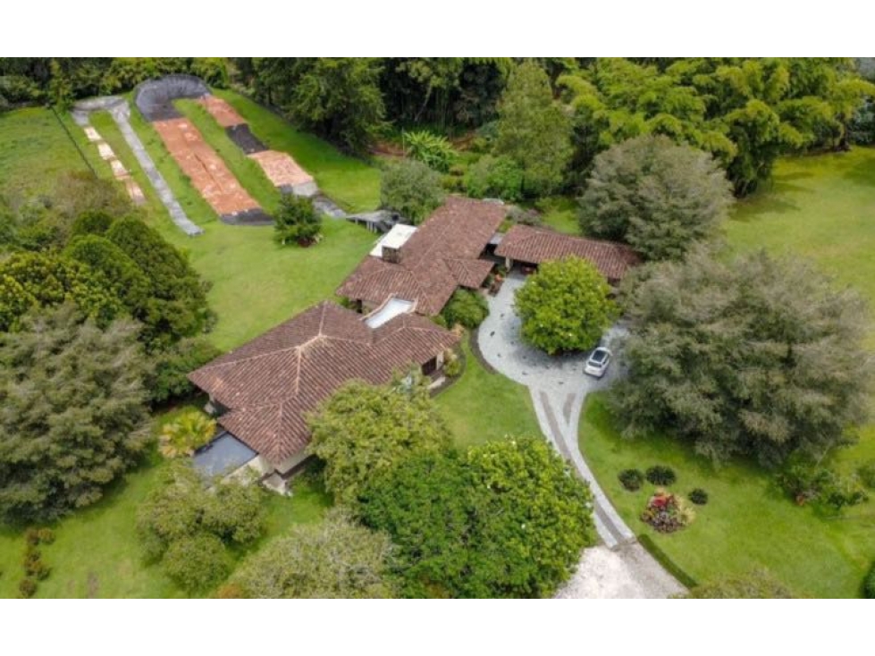 Finca Llanogrande vereda pontezuela sobre la vía y excelente topografi — foto 2
