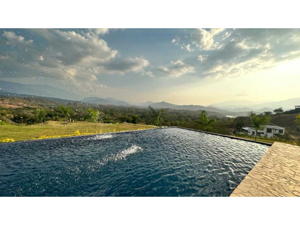 Finca moderna, en sopetran Antioquia en venta. — foto 4