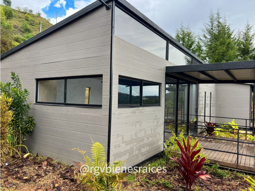 Finca Nueva para Estrenar en San Vicente | Lote 2.500 m² | Vista Panor — foto 3