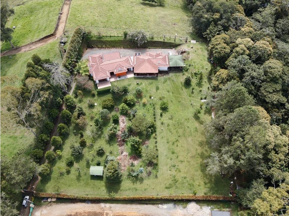 V Finca Semi Parcelacion 3 aguas exotica vista lote plano La Ceja — foto 2