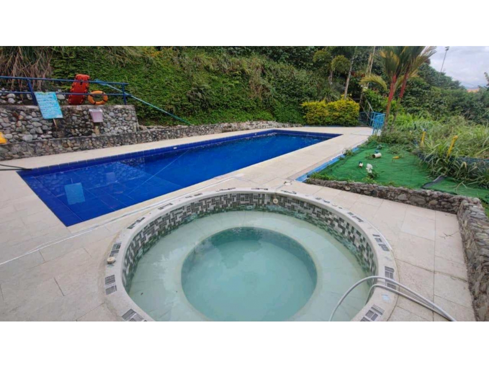 Finca Productiva y de Recreo Alto del Naranjo Manizales