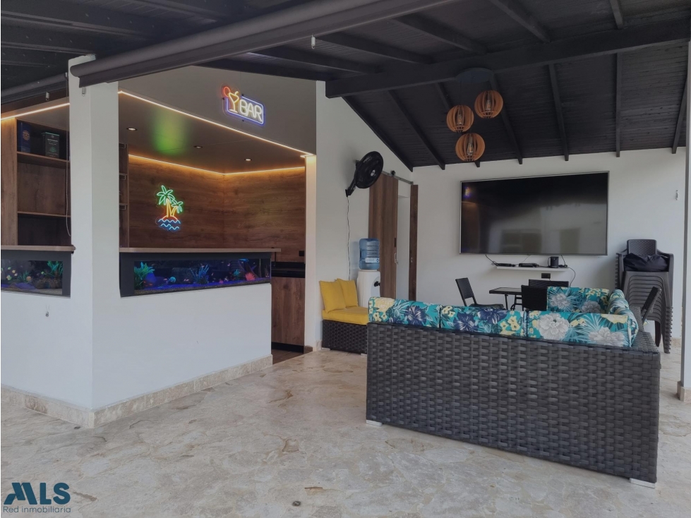 Finca recreativa a menos de 1 hora de Medellin(MLS#252584) - 4
