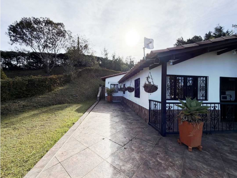 Finca recreativa en Santa Elena, Barro Blanco 12.700 m²