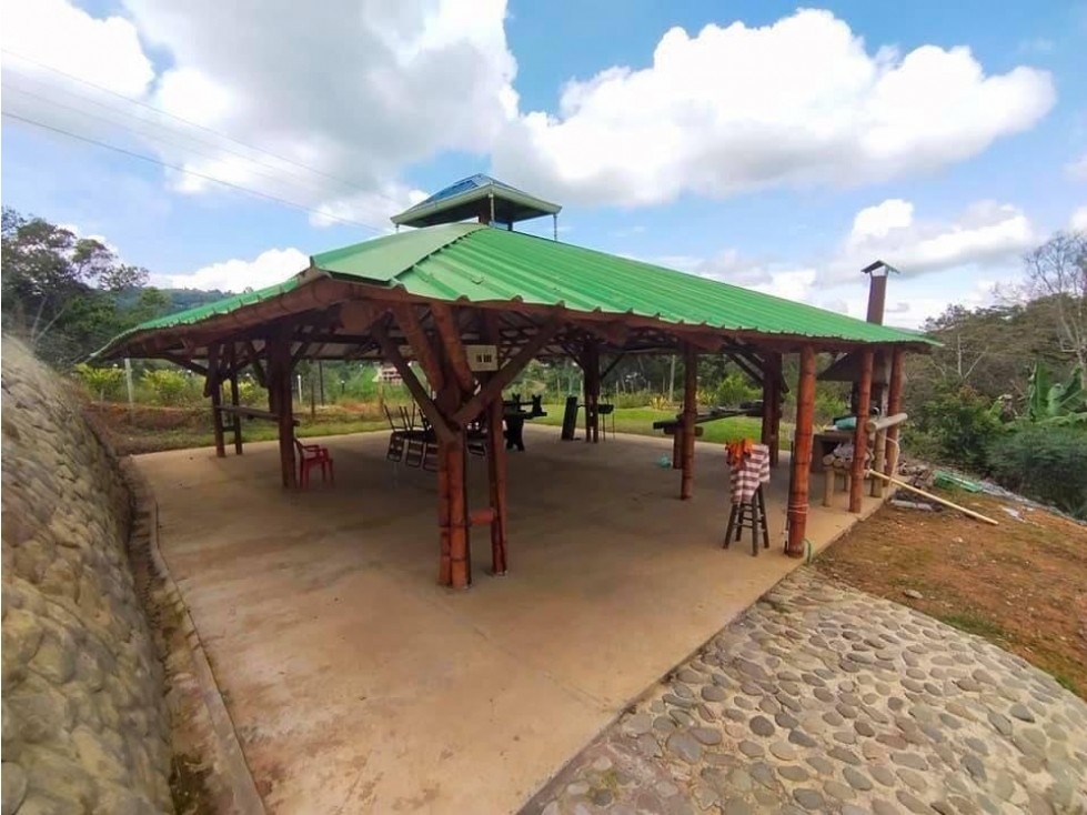 Vendo finca Puente Palo con dos viviendas y acceso pavimentado VZ - 4
