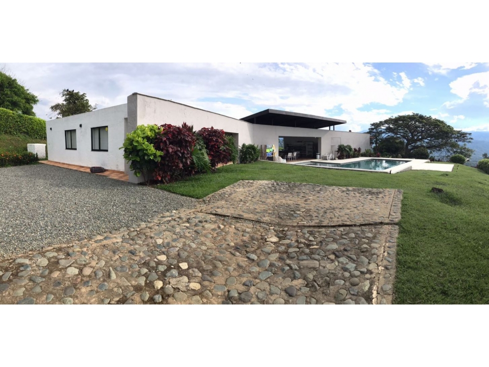 Finca Vacacional con Piscina, Vistas increíbles, Espacios amplios — foto 4