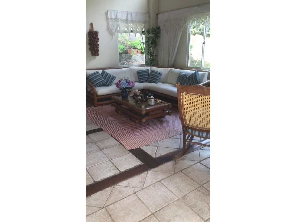 ¡FINCA VACACIONAL CON PISCINA Y JARDINES EN VILLETA! - 1