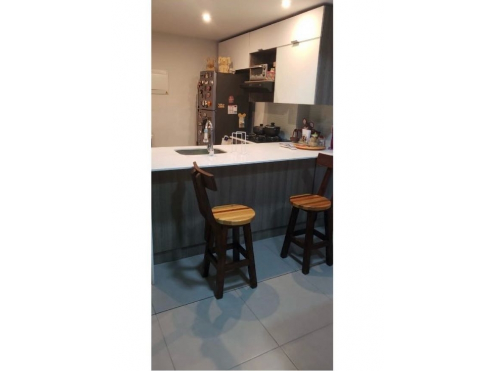 For Sale. Apartament in loma de los Bernal — foto 4