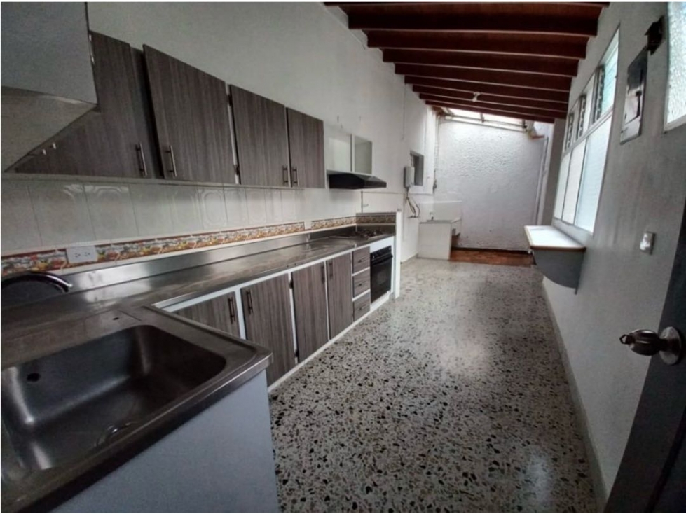 For Sale. Apartament In Laureles-Medellín — foto 2