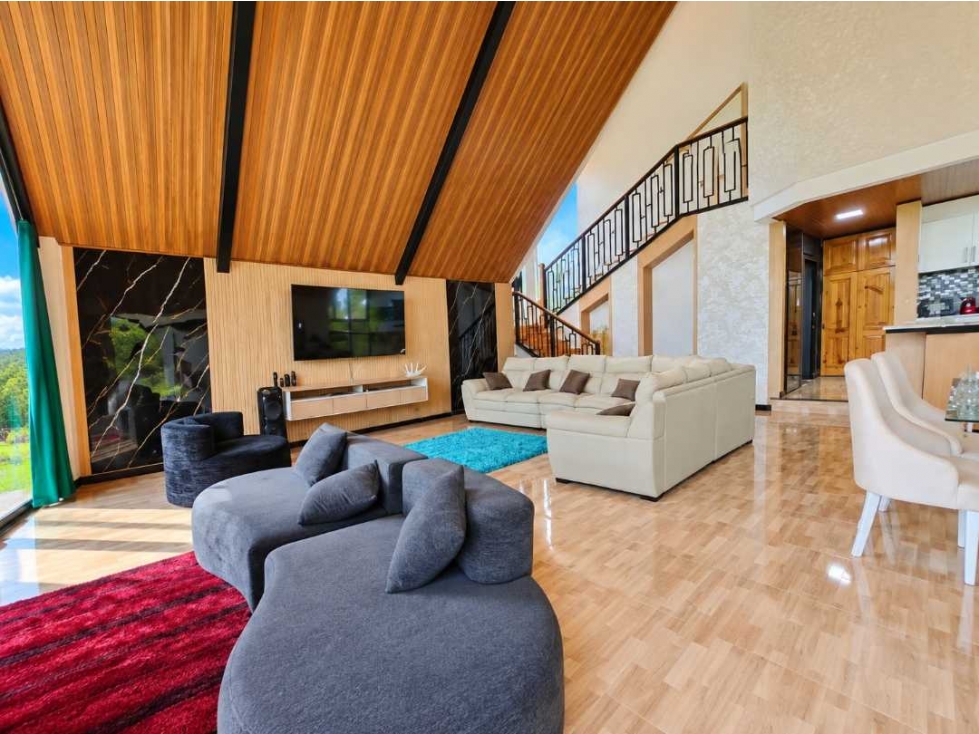 FOR SALE LUXURY A-FRAME CHALET WITH VOLCÁN BARÚ VIEWS IN VOLCÁN - 5