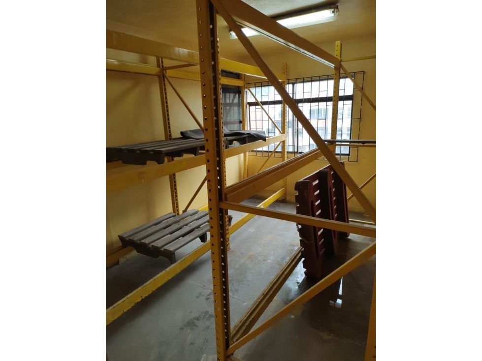 For Sale. Warehouse In An Industrial Area Of Guayabal~Medellin — foto 5