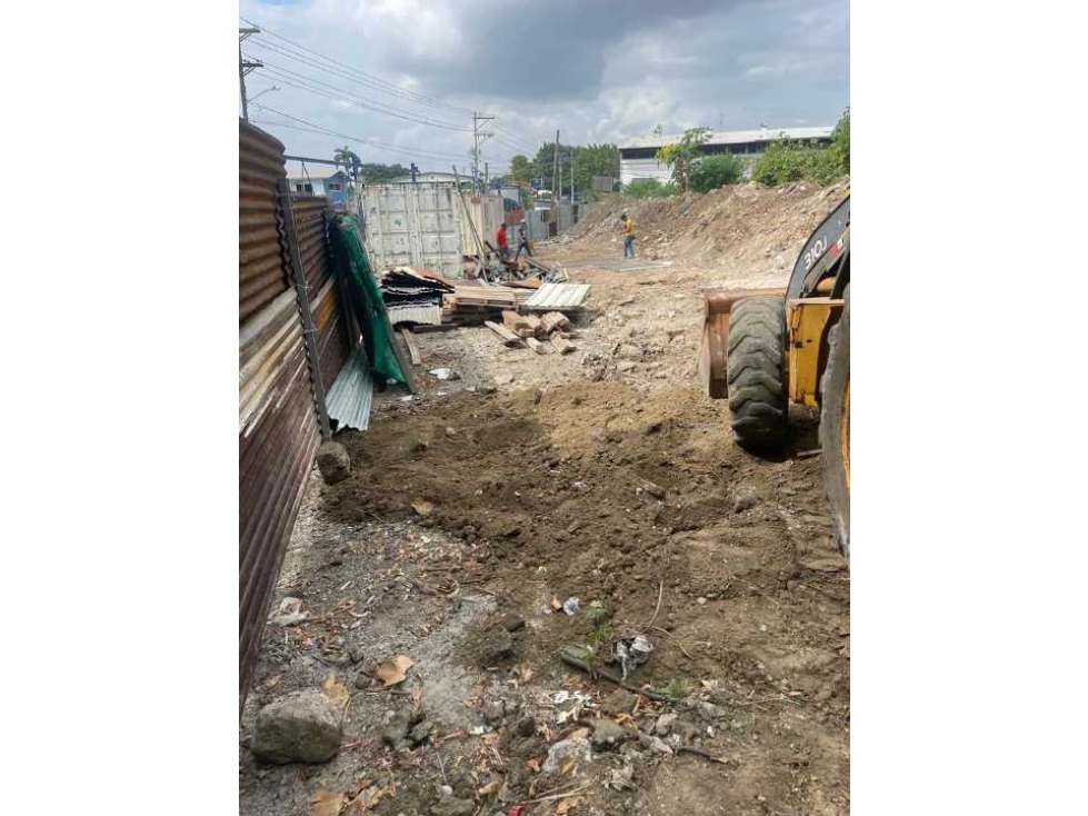 GALERA DE 200 METROS. EN JUAN DIAZ LISTA PARA NOVIEMBRE 2024 — foto 3