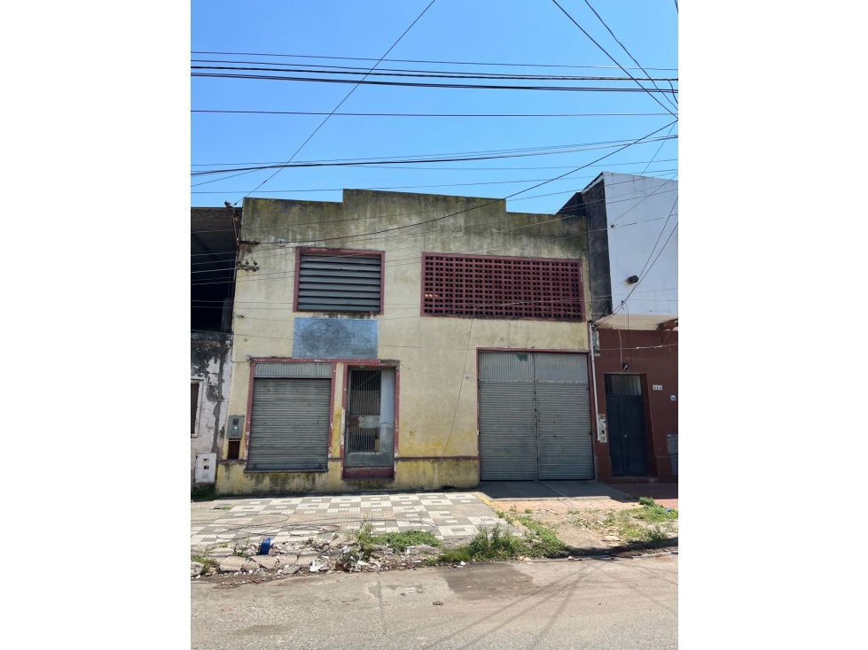Galpón en venta a metros del centro - 4