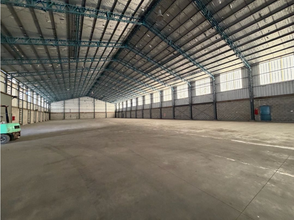 Galpones de 3000m2 c/u en alquiler en Zarate - 4