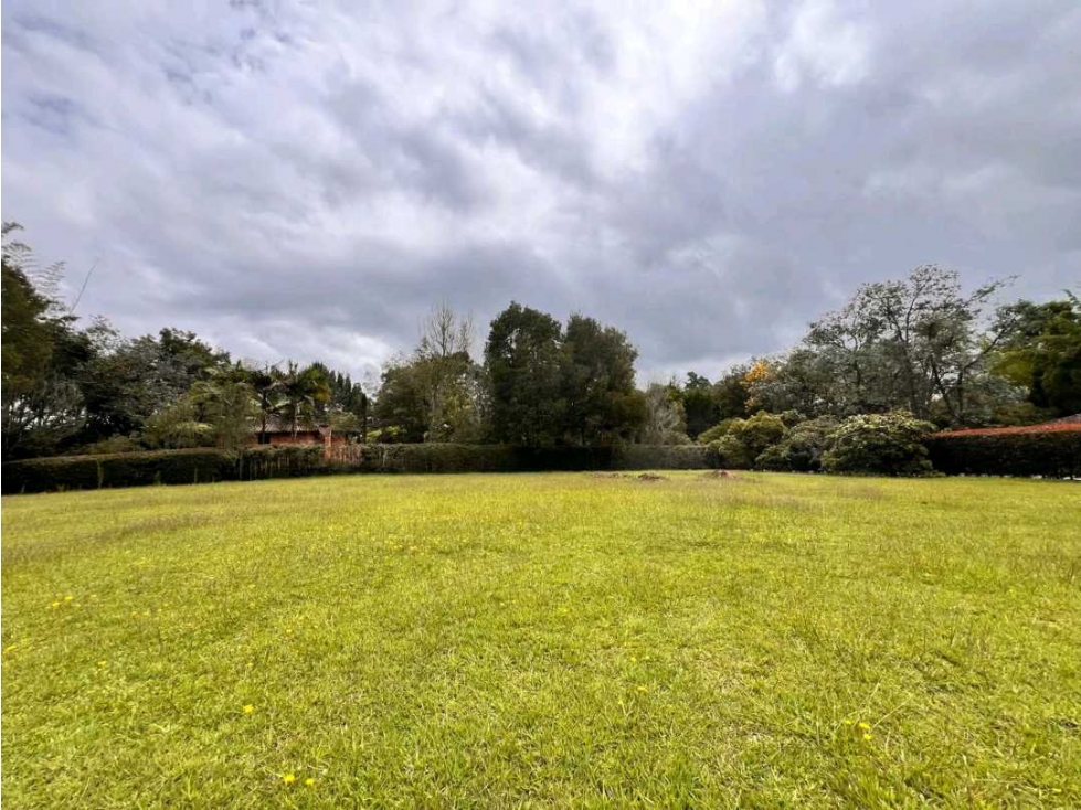 Ganga HERMOSO LOTE CAMPESTRE PLANO EN VENTA EN LLANOGRANDE Oportunidad — foto 4