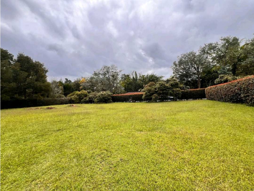 Ganga HERMOSO LOTE CAMPESTRE PLANO EN VENTA EN LLANOGRANDE Oportunidad — foto 6