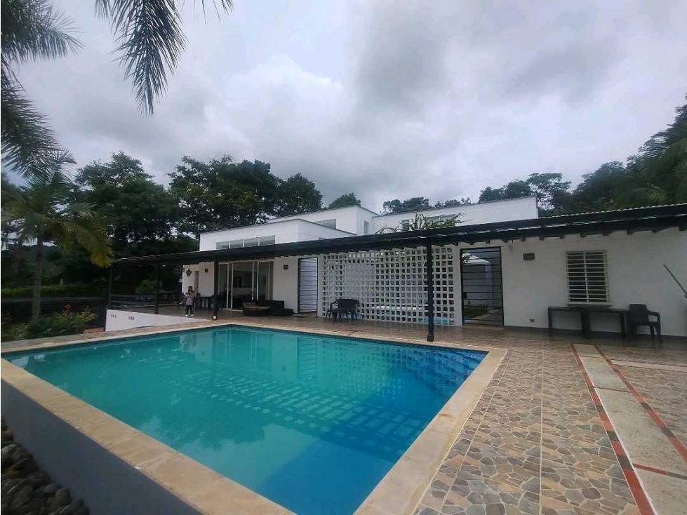 Venta de Casa Campestre entre La Mesa y Anapoima en Condominio — foto 2