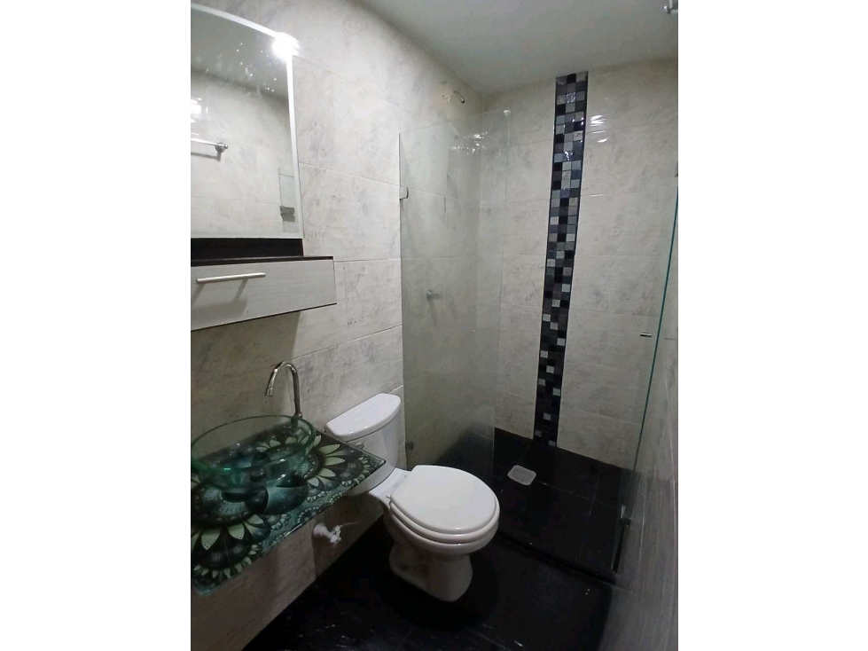 GANGA! SE VENDE APT CON EXCELENTE UBICACIÓN CERCA AL PARQUE DE BELLO — foto 5