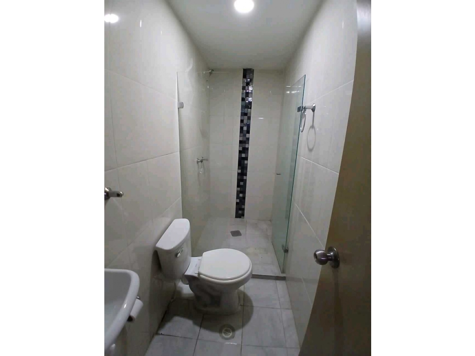 GANGA! SE VENDE APT CON EXCELENTE UBICACIÓN CERCA AL PARQUE DE BELLO — foto 6