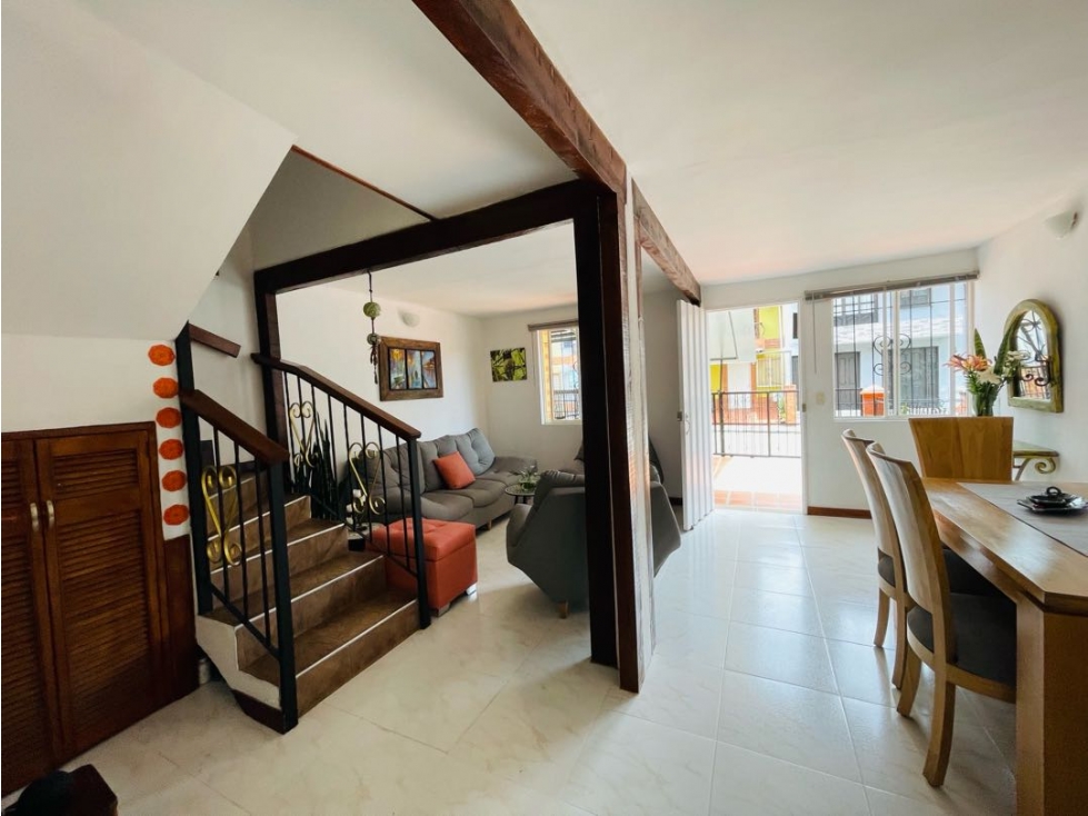 GANGA VENDO CASA CON 2 CELDAS DE PARQUE EN LA CEJA ANT-SECTOR LA CRUZ. — foto 4
