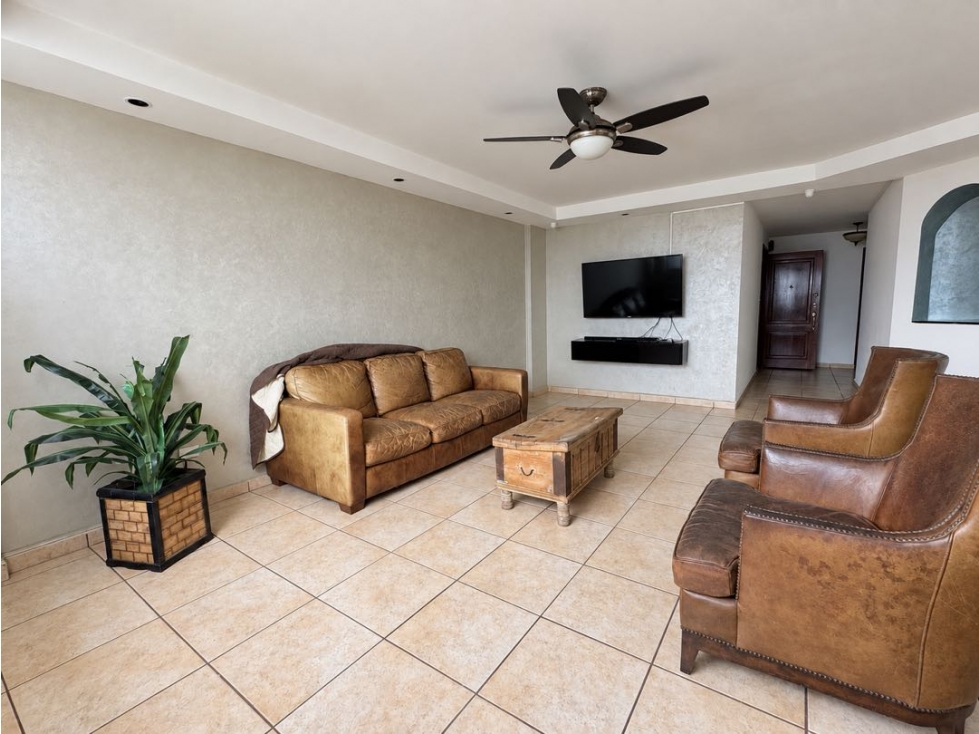 GANGA VENTA APARTAMENTO AMOBLADO 190M2 PUNTA PACÍFICA PH VISTA PACÍFIC — foto 2