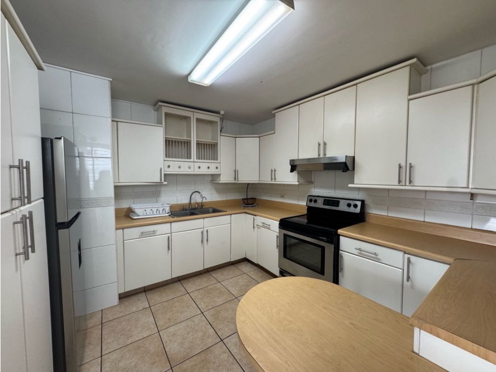 GANGA VENTA APARTAMENTO AMOBLADO 190M2 PUNTA PACÍFICA PH VISTA PACÍFIC — foto 4