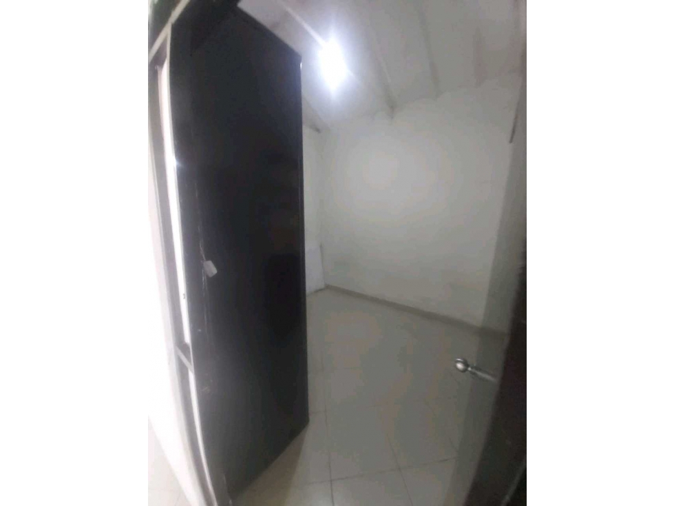 GANGAZO SE VENDE CASA DE TECHO PARA CONSTRUIR 5 PISOS EN BELLO — foto 5