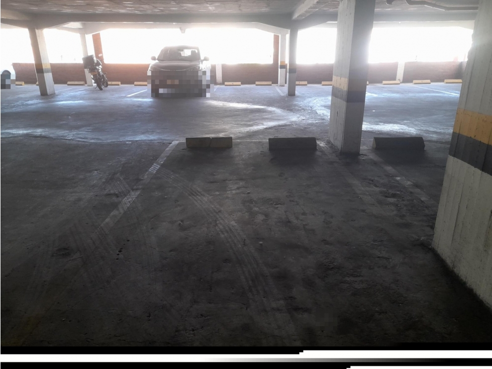 GARAJE 13 CRA 3 CLLS 9 8 8 31 39 ED EL ESCORIAL - 6