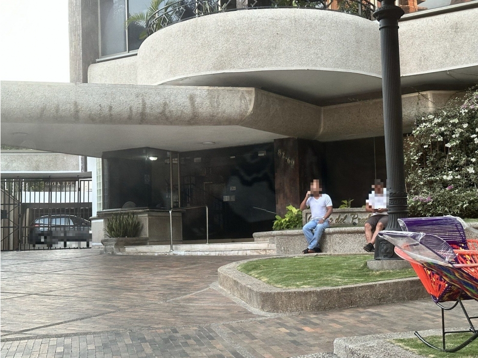 GARAJE 18 EDIFICIO CASTILLO DEL PRADO UBICADO EN LA CARRERA 55 No. 82 — foto 3