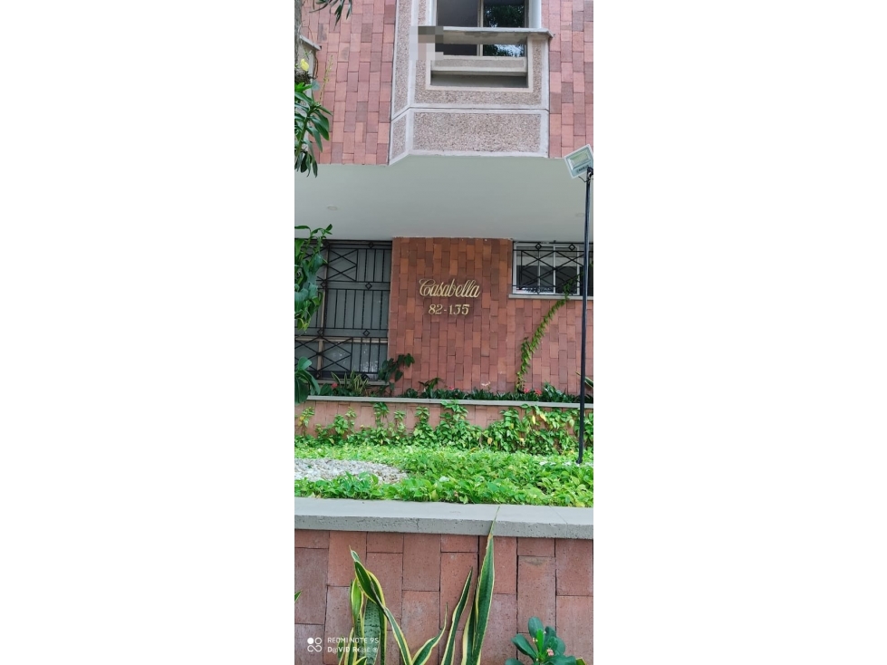 GARAJE 6 CARRERA 52 No. 82-135 EDIFICIO CASA BELLA