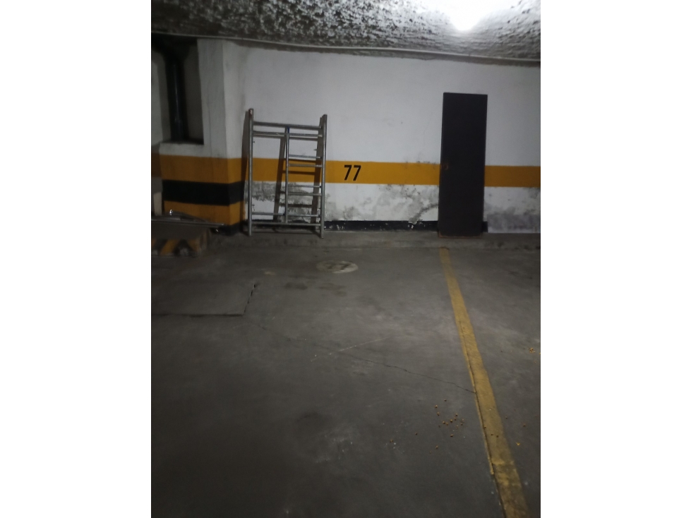 GARAJE 77 ET II CON LA LOMA DE LA MESA CL 9 N 4 N 23 — foto 5